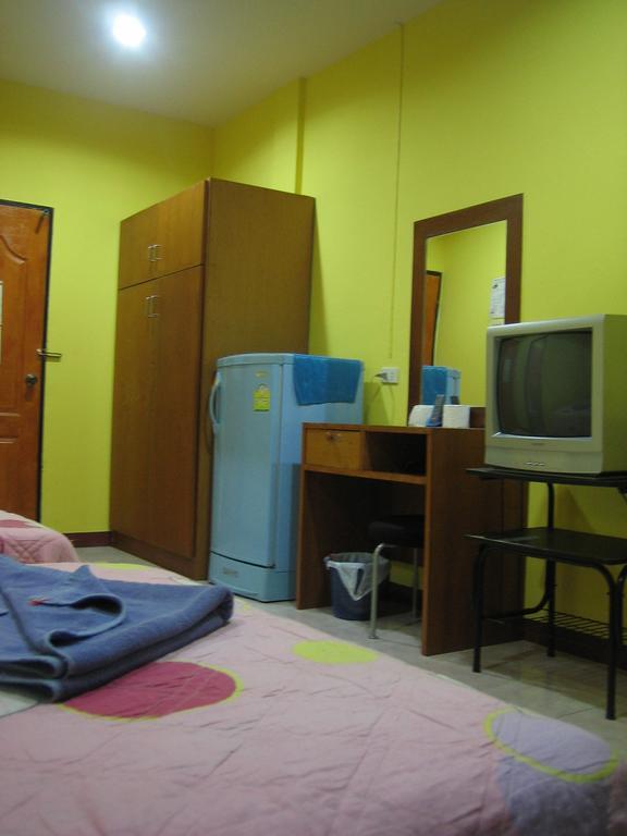 Andaman Place Guesthouse Patong Экстерьер фото