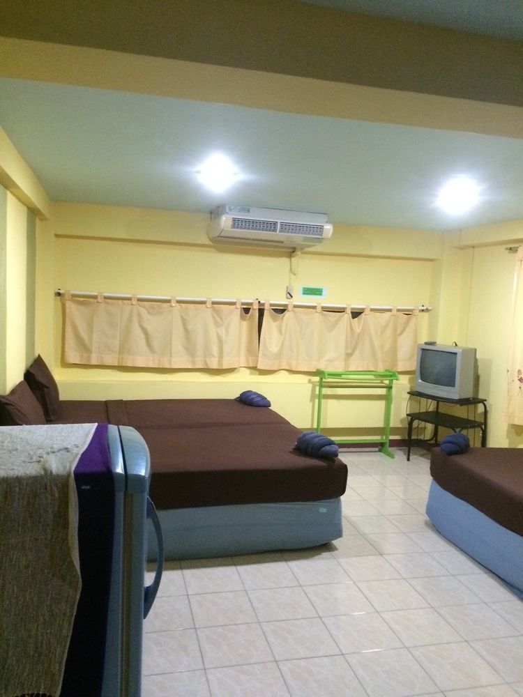 Andaman Place Guesthouse Patong Экстерьер фото