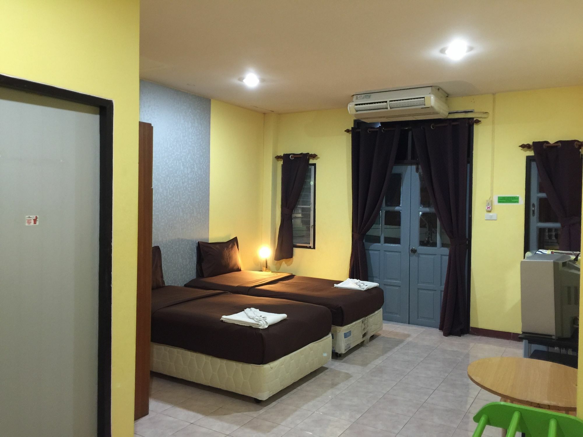 Andaman Place Guesthouse Patong Экстерьер фото
